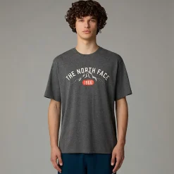 Hombre The North Face Camisetas Y Camisas<Camiseta Con Estampado Gráfico Varsity Para Hombre